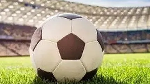 齐达内烦恼！皇马新加盟左后卫再受伤，11人累计13次受伤，左翼防线告急